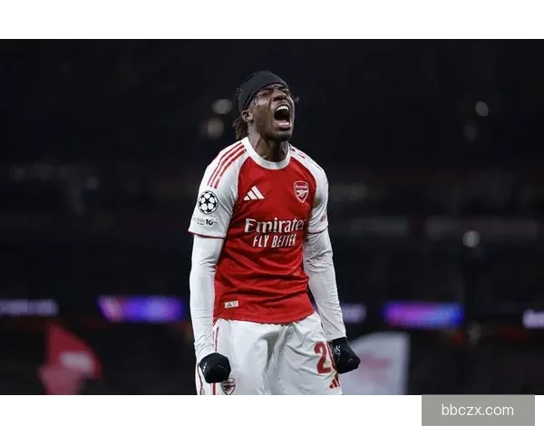 以马杜埃凯与帕尔默赛后交流内容引热议背后含义解读球场信号与未来走向